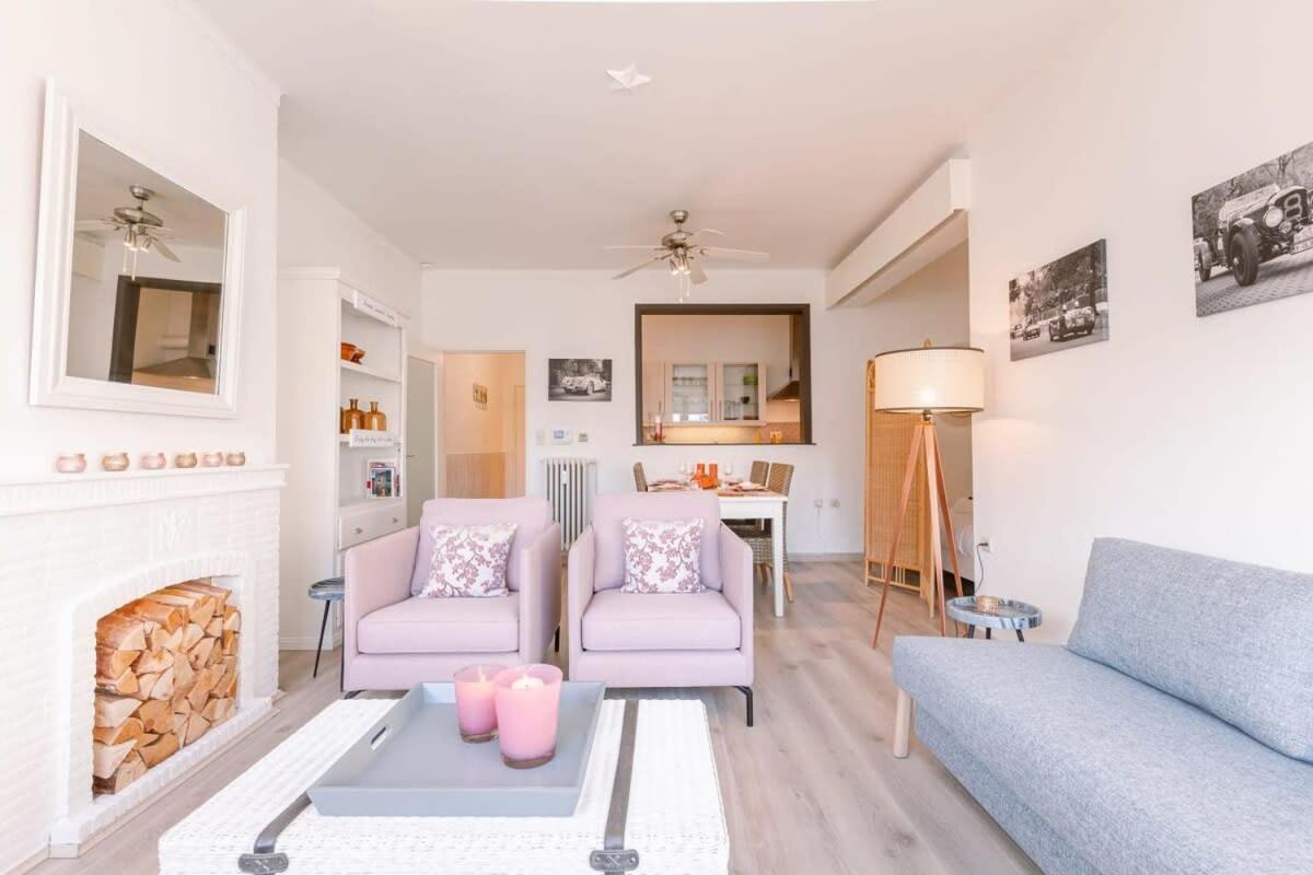 Huswell - Beautiful And Spacious Studio With Side Seaview Knokke-Heist Exteriör bild